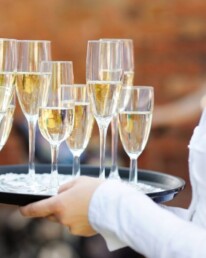 Sektempfang, Haus Hubertus, Hochzeit, Hochzeitsfeier, Hochzeitslocation, Main Kinzig Kreis, Gelnhausen, Freie Trauung, Kosten, Preis, was kostet eine hochzeit, preis für hochzeit, 2025, 2026