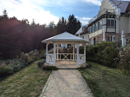 Haus Hubertus, Hochzeit, Workshops, Retreat, Gelnhausen, Biebergemünd, Preis, Anfahrt, Feiern, Hochzeit feiern, Übernachten,